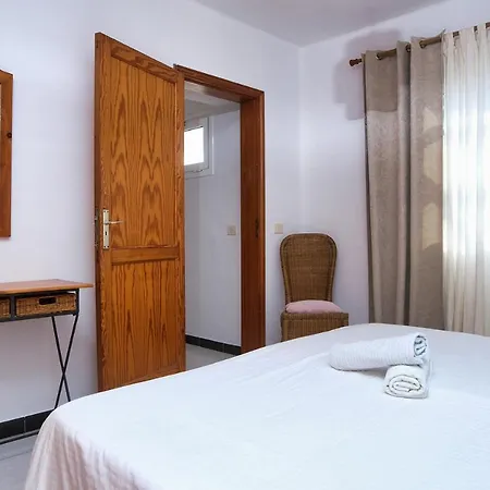 Vakantiehuis Zefiro A 500m From The Beach, Fast Wifi