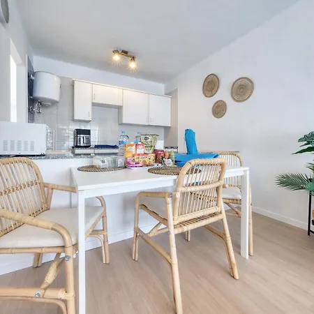 Zefiro - 500m To The By Lanzarote * Puerto del Carmen (Lanzarote)